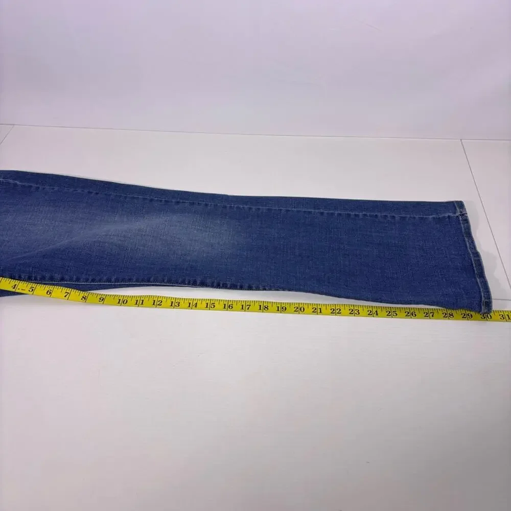 Levi’s 529 Curvy Women's Bootcut Jeans in Medium Blue Wash Size 32 T9